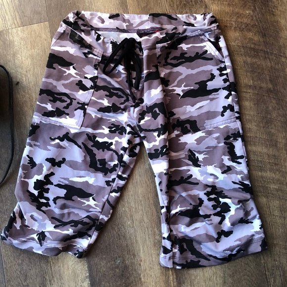 Women's KOS USA Small Shorts Pants Light Weight gray camo - Picture 1 of 1